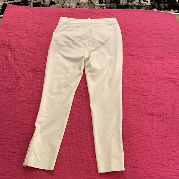 Donna Jaran Cream Ankle-Length Cropped Pants, US2 - Picture 6 of 8
